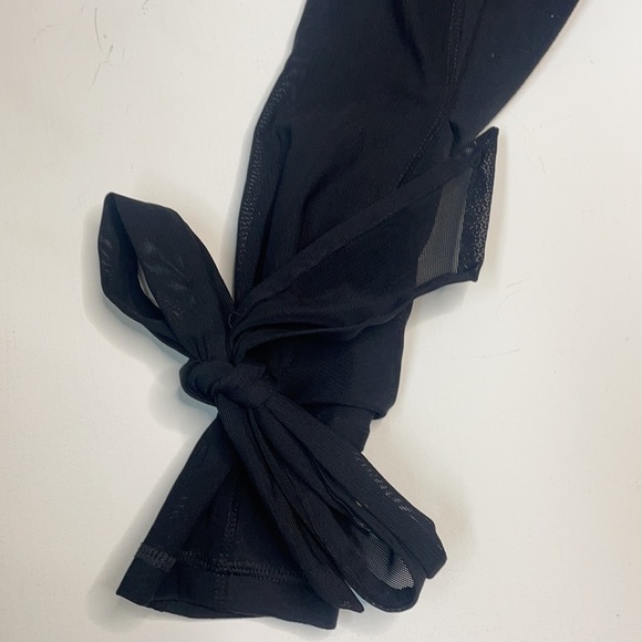 Lucy tie bottom leggings - Picture 3 of 7